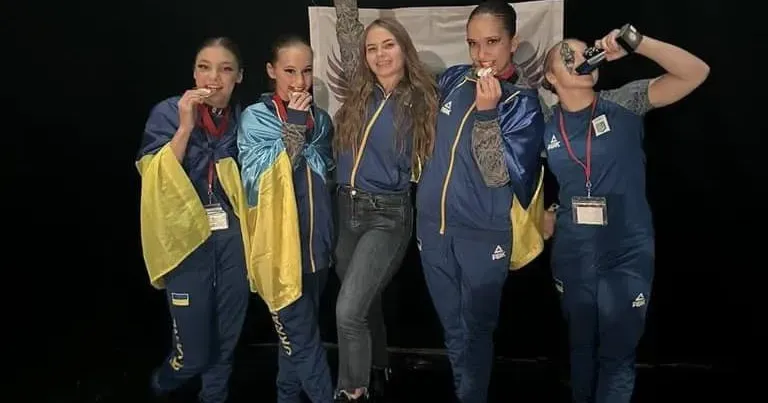 Світлина з порталу "Kharkiv Sport City" Харківʼянки виграли чемпіонат Європи з пол денсу. Континентальна першість відбулася 4-5 листопада в італійському Турині.