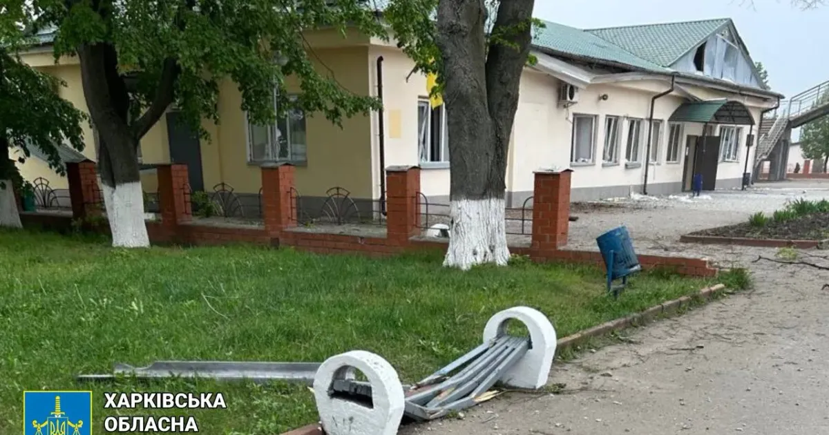 Світлина Харківської обласної прокуратури Залізничний вокзал у Балаклії було атаковано ракетою «Іскандер-М» на порталі Gromada Group